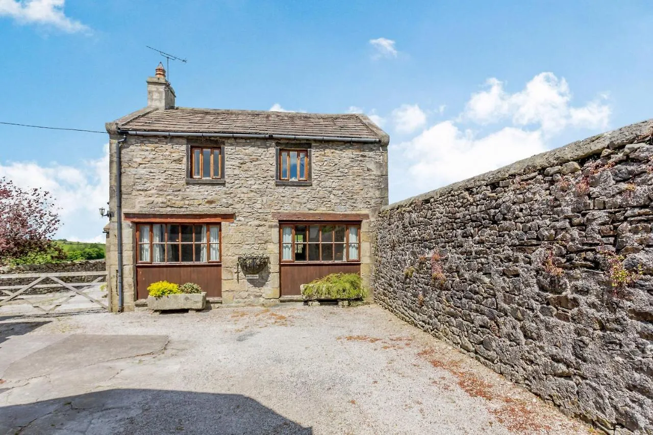 Willa The Coach House Settle